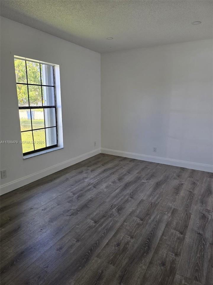 10900 Northwest 28th Street #0 - Photo 4 of 15