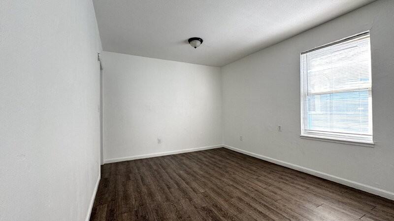 419 N Wild Olive Ave #6 - Photo 2 of 6