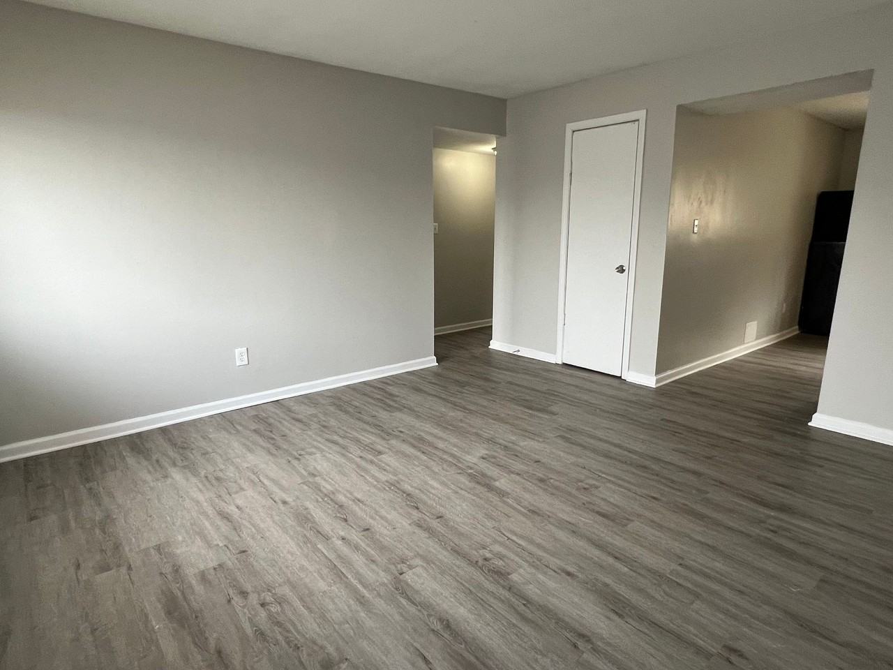 East Ridge Apartments - Photo 2 of 9