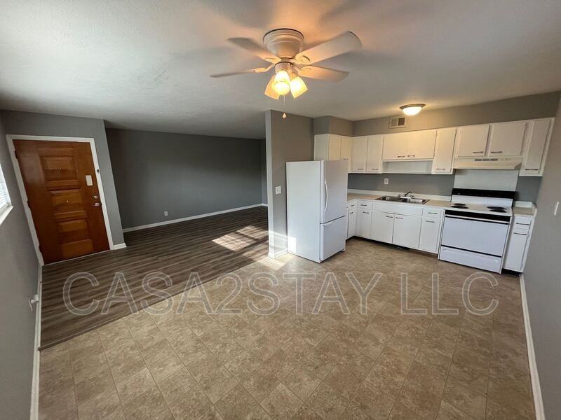 2219 Rockford Ln #14 - Photo 2 of 7