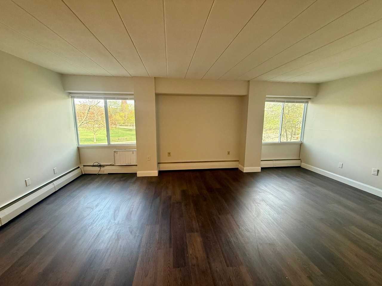 Blackstone Apartments - Photo 3 of 25