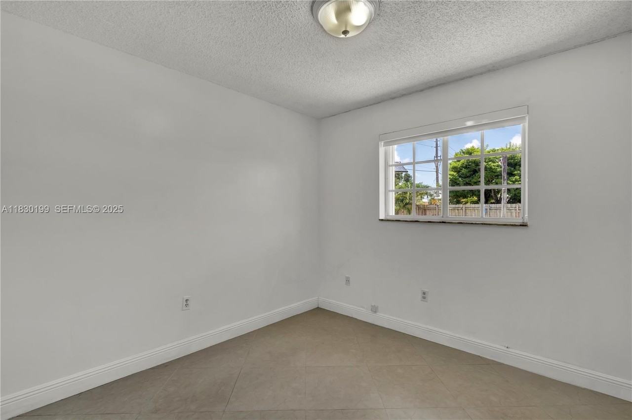 10700 Southwest 63rd Street #10700 - Photo 5 of 17