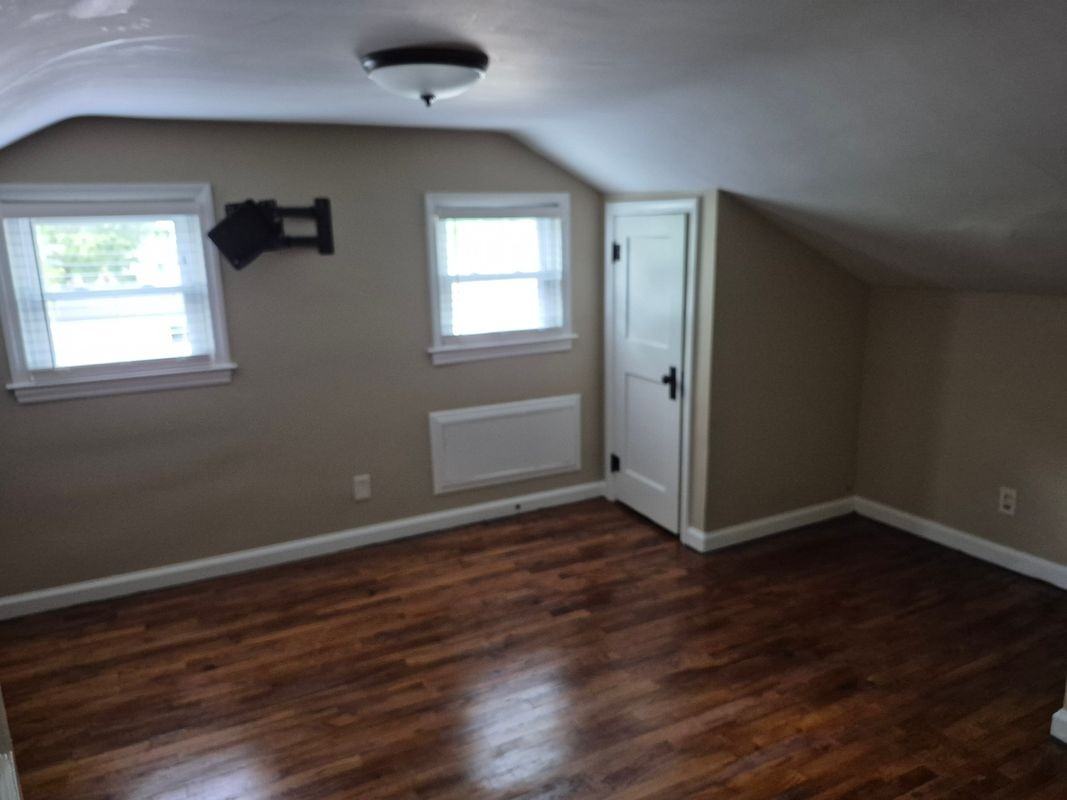 407 1st St - Photo 2 of 11