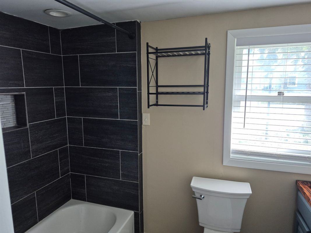 407 1st St - Photo 3 of 11