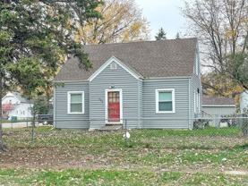 304 1st St S - Photo 1 of 1