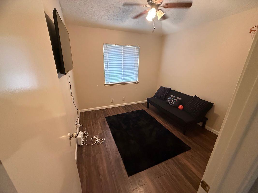 3211 Stoney Grv - Photo 3 of 3