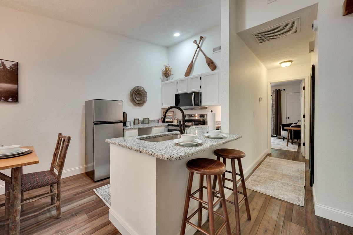 395 Ozark Mountain Resort Dr - Photo 2 of 23