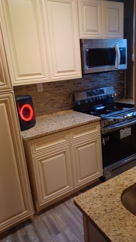 1924 W Venango St - Photo 4 of 10