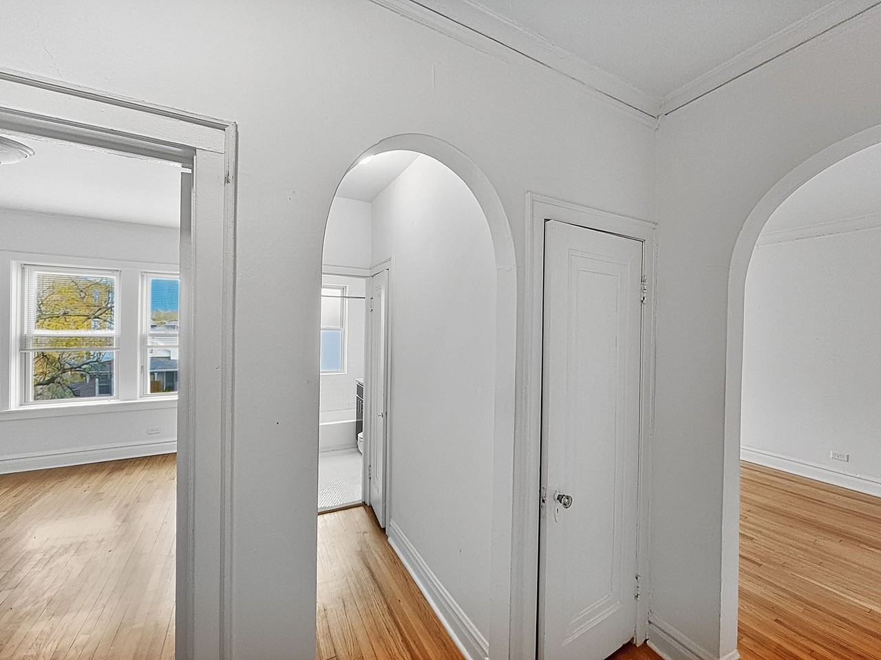 5354 N Kimball Ave - Photo 3 of 21