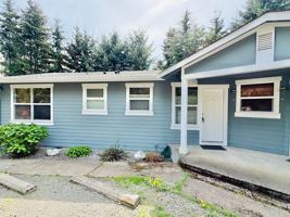 featured image of 1574 Ne Park View Dr #3