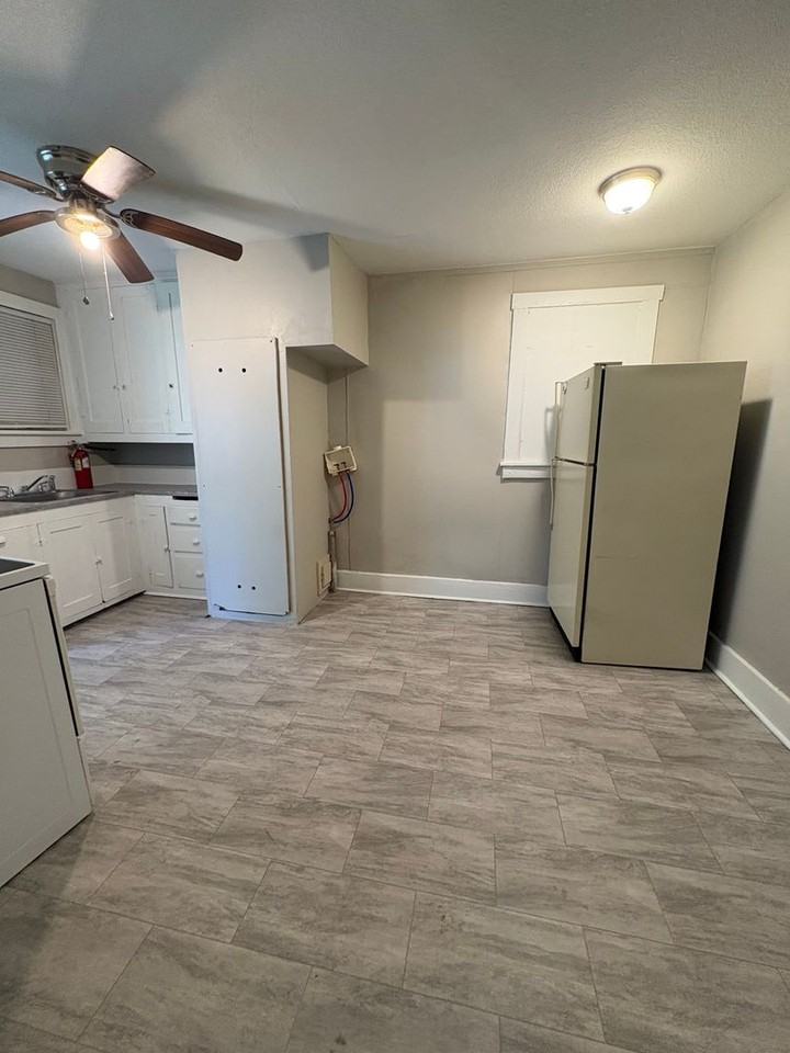 209 Old Mill Rd - Photo 6 of 7