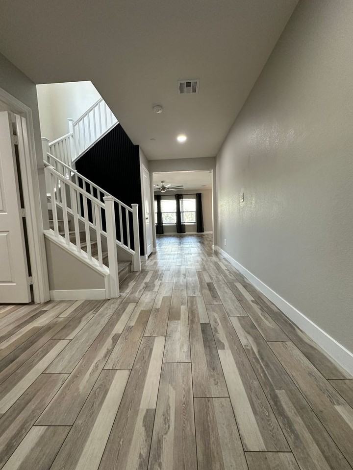 7758 Meng Ct - Photo 3 of 50