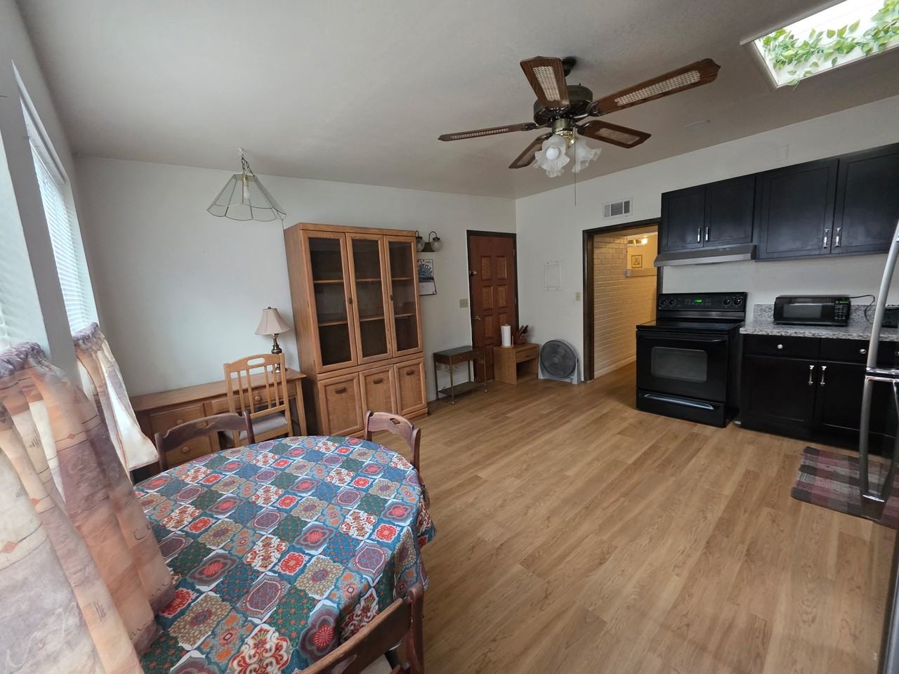 4449 E 13th St #3 - Photo 3 of 6