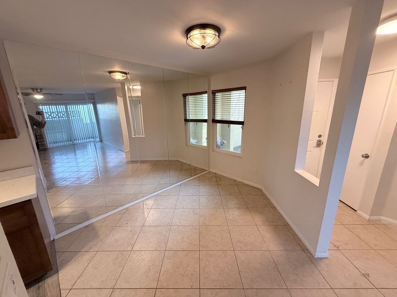2035 Lakeridge Cir #101 - Photo 4 of 25
