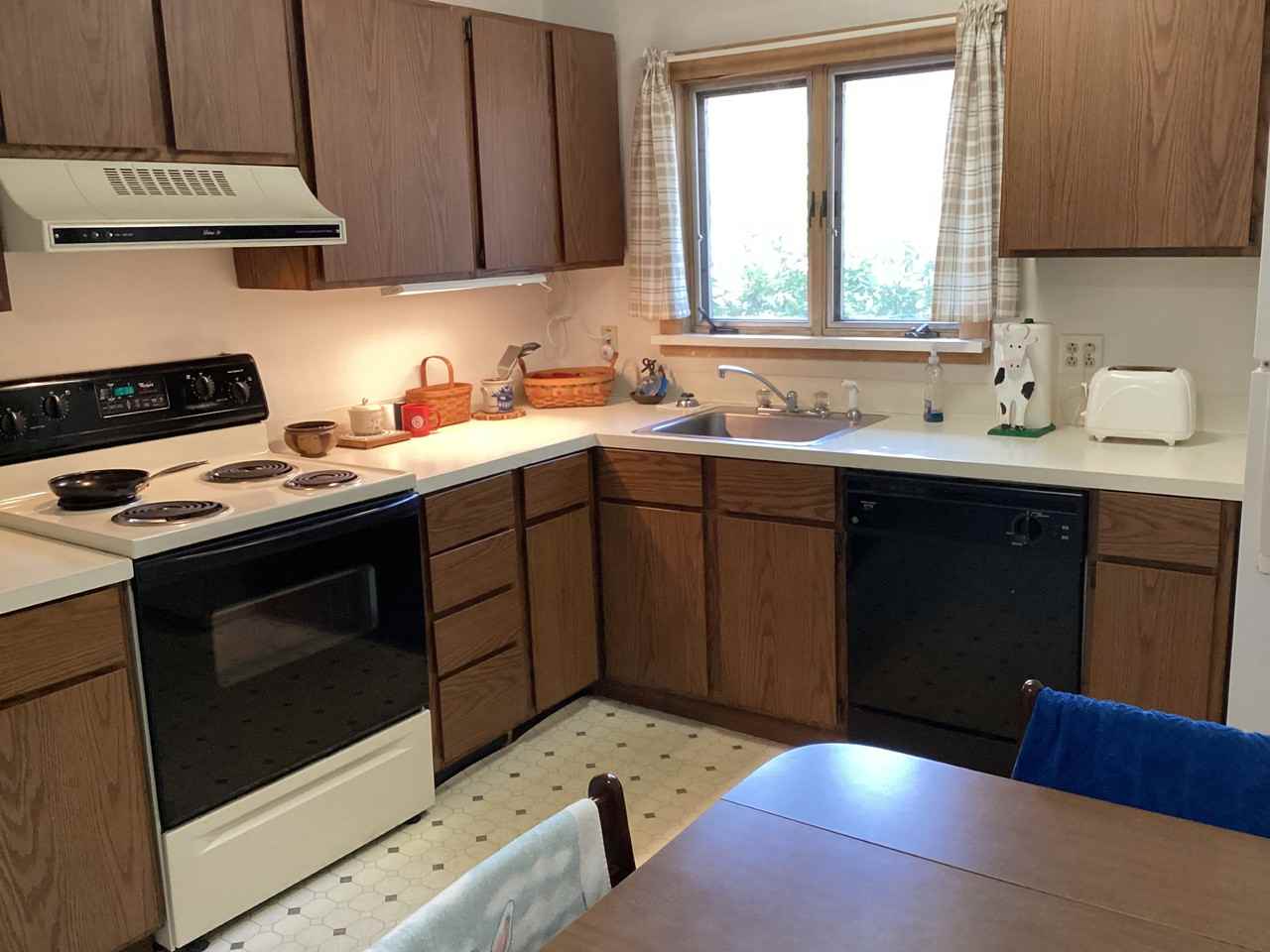 1 N Main St #3 - Photo 4 of 15