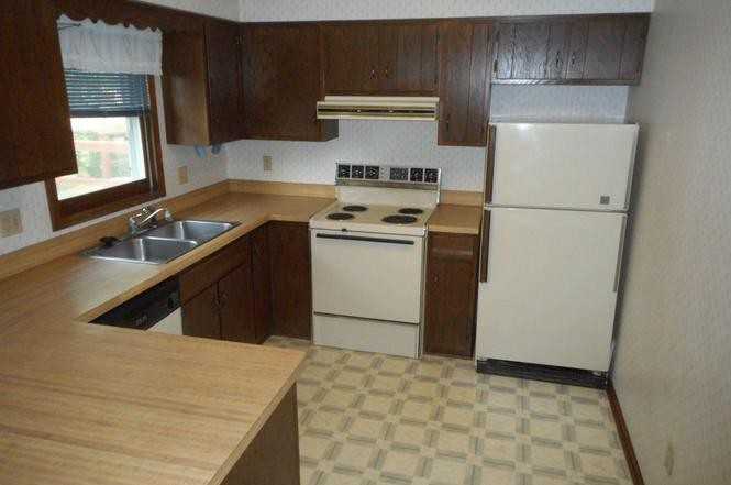 2423 Sauk Dr #2423 - Photo 3 of 6