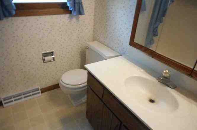 2423 Sauk Dr #2423 - Photo 5 of 6