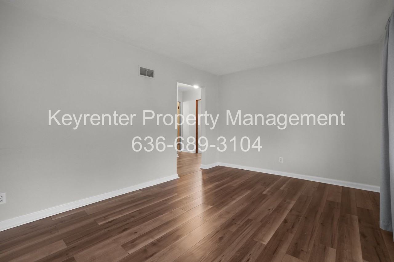 1045 N New Florissant Rd - Photo 4 of 20