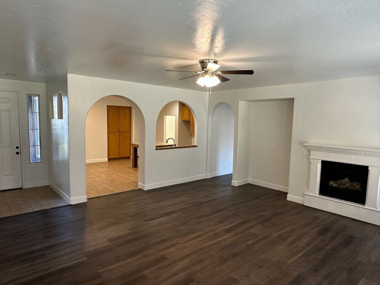 3206 W Vine Ave - Photo 3 of 19