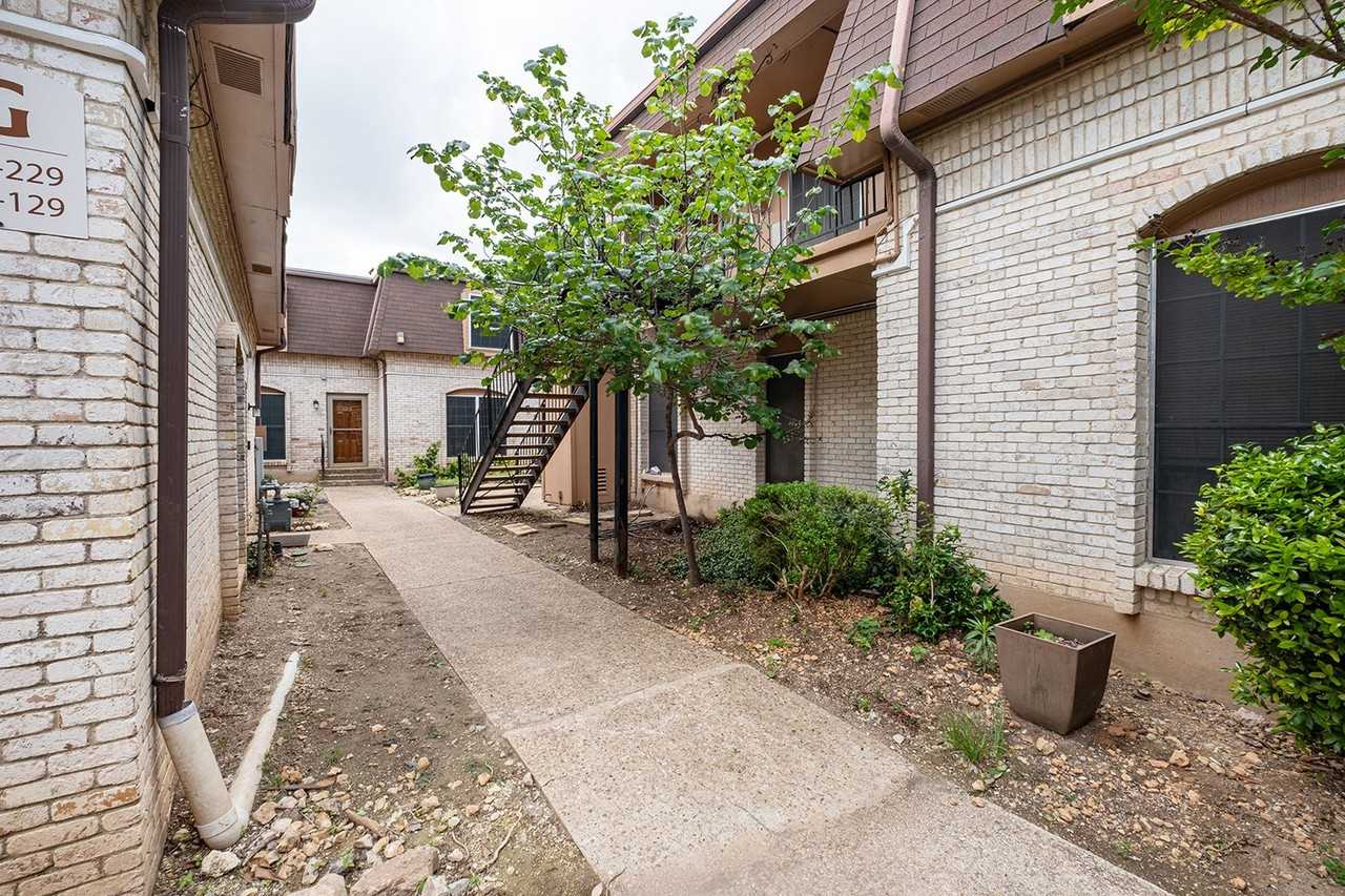 7801 Shoal Creek Blvd #201 - Photo 3 of 22