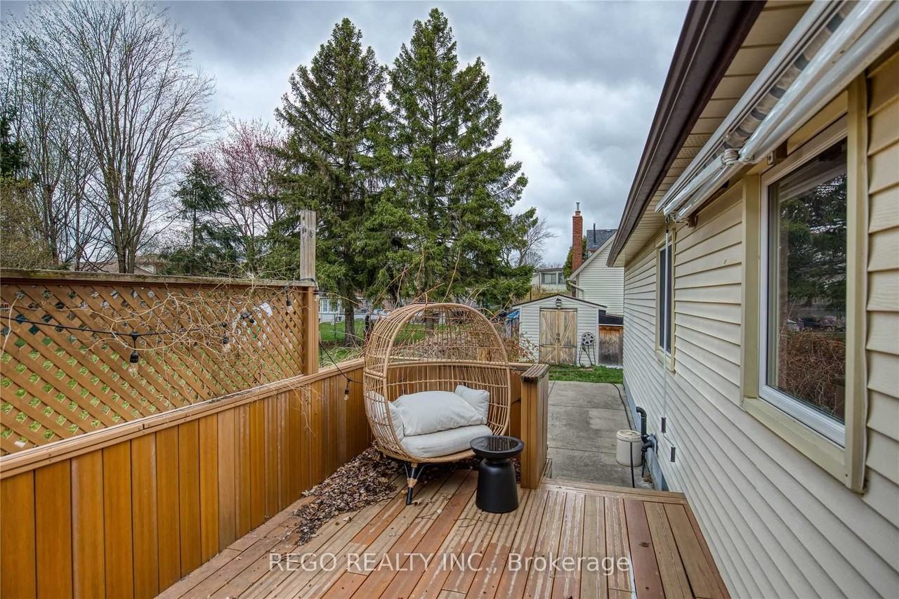 2 Pauline Place - Photo 4 of 13