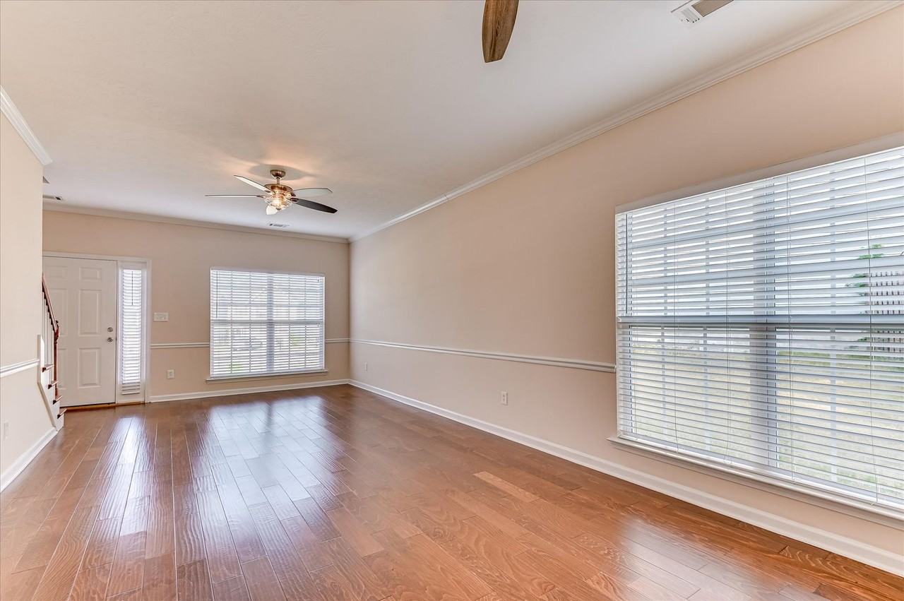 913 Cabot Cv - Photo 3 of 30