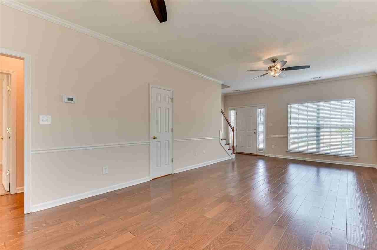 913 Cabot Cv - Photo 4 of 30