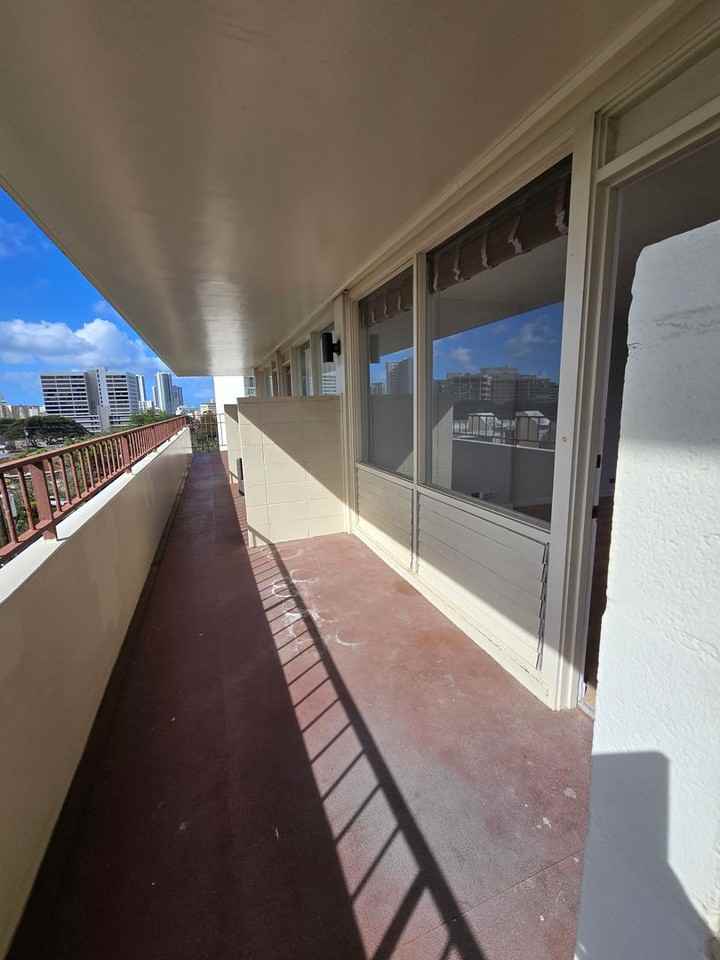 OAHUAN TOWER - Photo 3 of 8