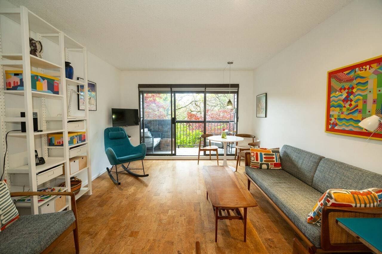 2920 Ash St #301 - Photo 4 of 13