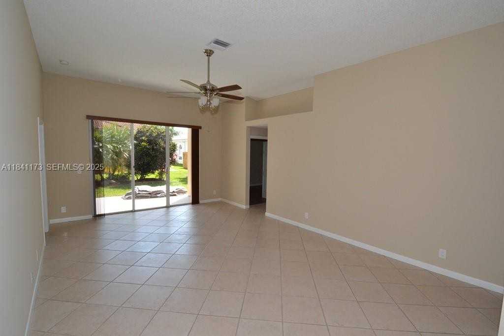 13180 Northwest 19th Street - Photo 6 of 24