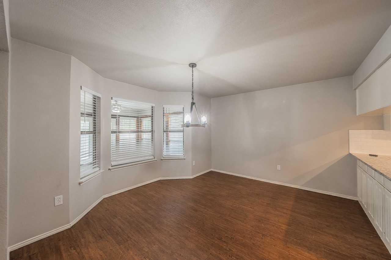 6501 Eldorado Dr - Photo 6 of 29