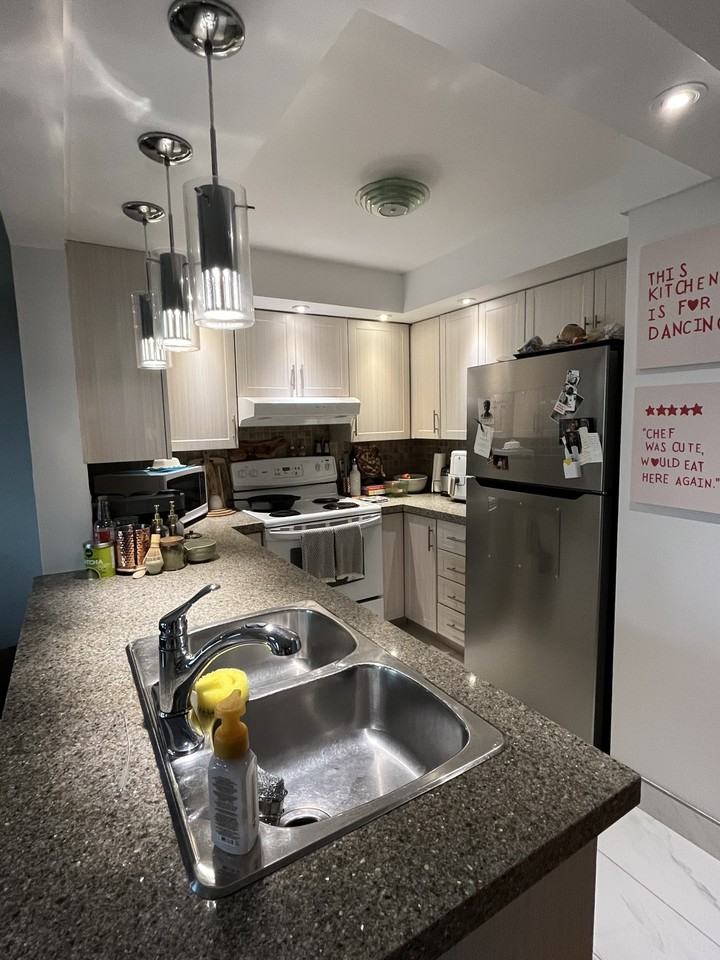 3601 Riverside Drive East #706 - Photo 7 of 21