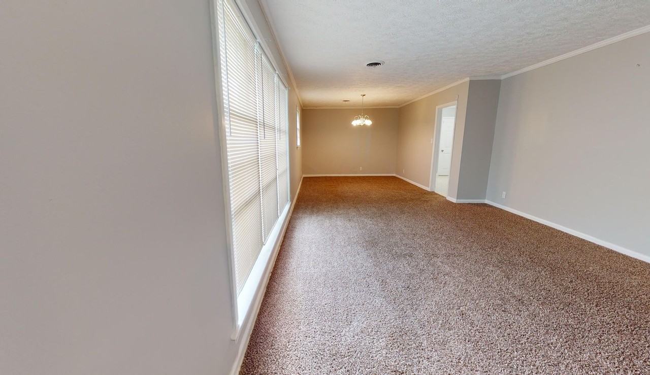 3252 Cheltenham Dr - Photo 2 of 24