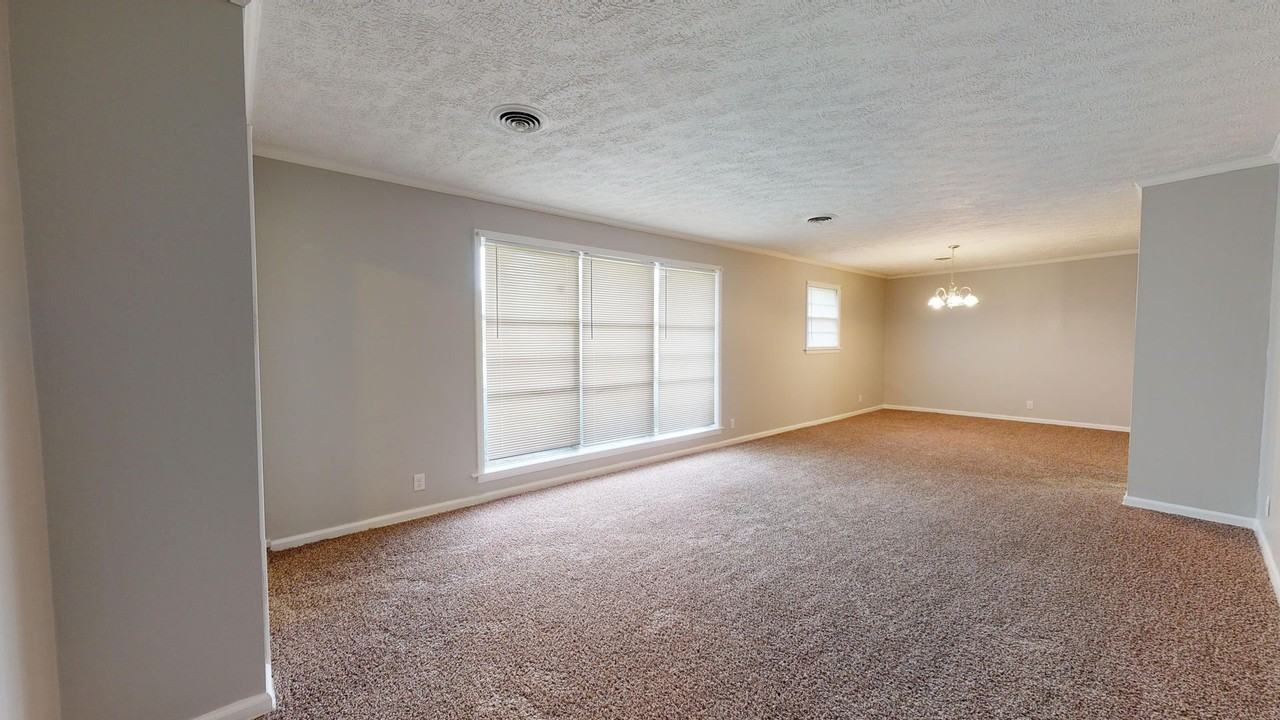 3252 Cheltenham Dr - Photo 3 of 24