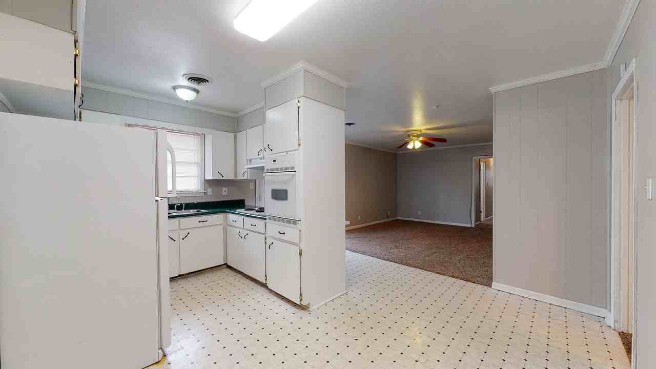 3252 Cheltenham Dr - Photo 6 of 24