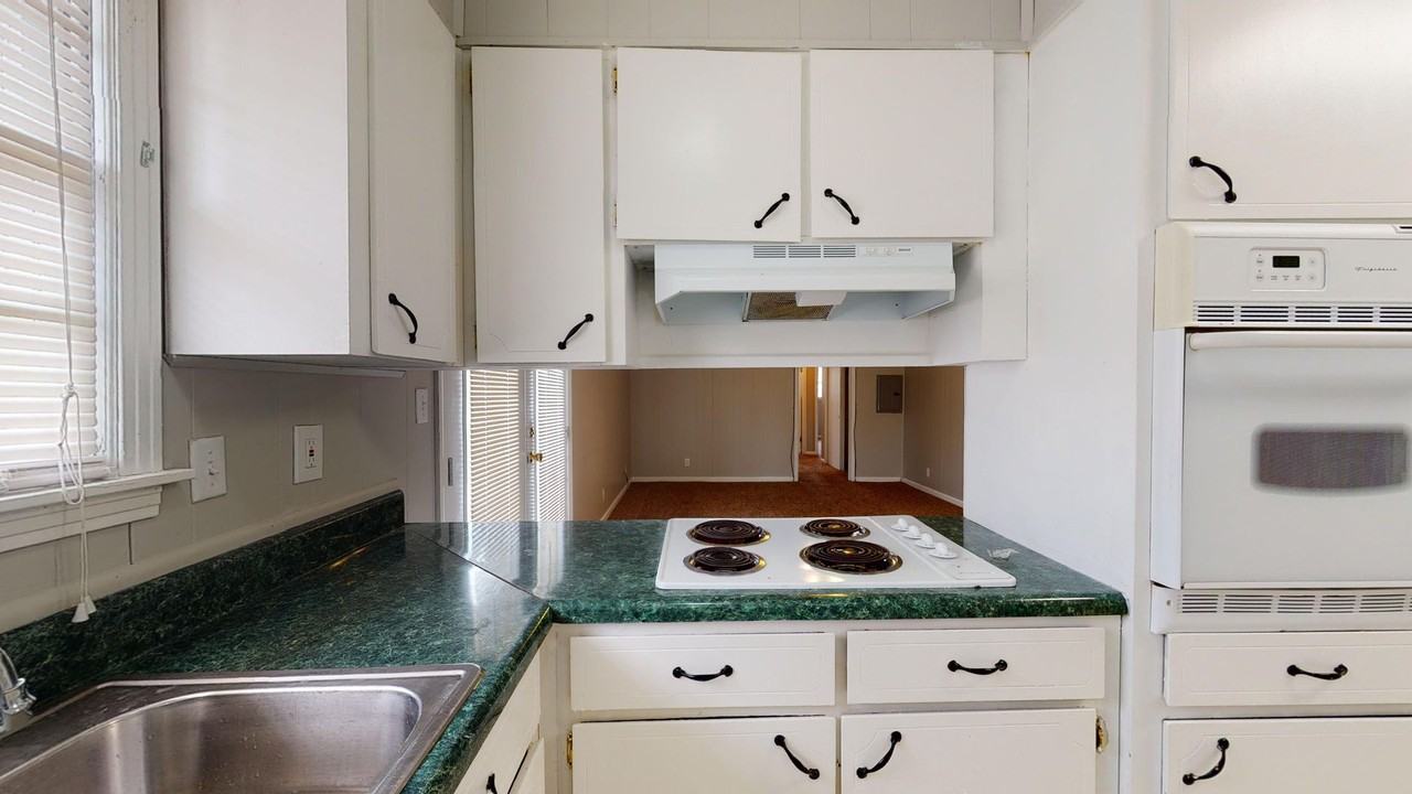 3252 Cheltenham Dr - Photo 7 of 24