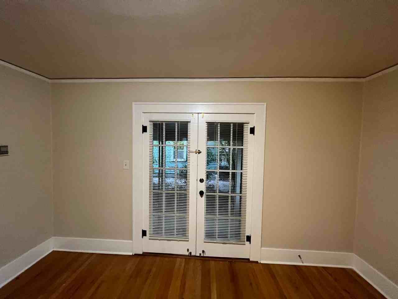 1292 Washington St - Photo 5 of 34