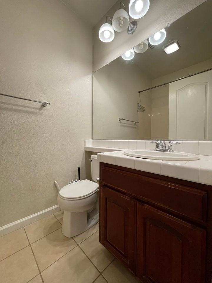 444 Lone Spur Dr - Photo 6 of 14