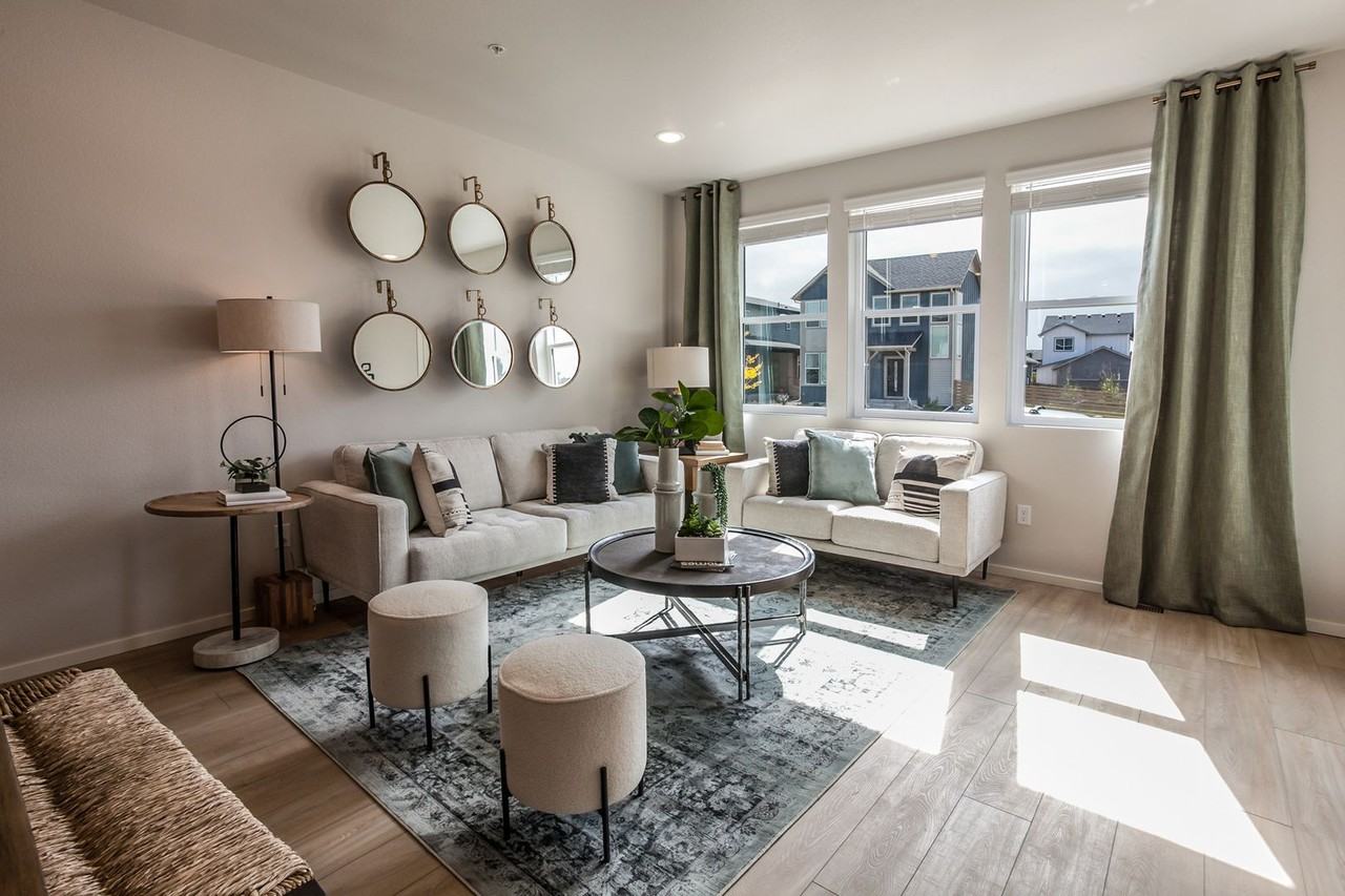 533 Vicot Way #D - Photo 3 of 19