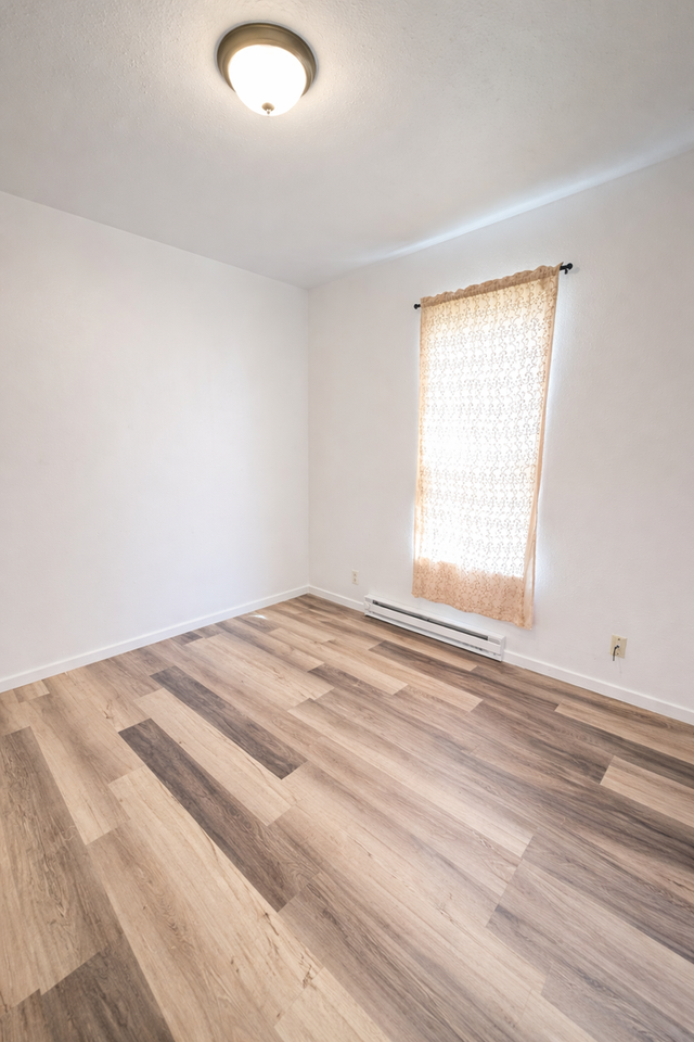 829 Emerson Ave - Photo 6 of 19