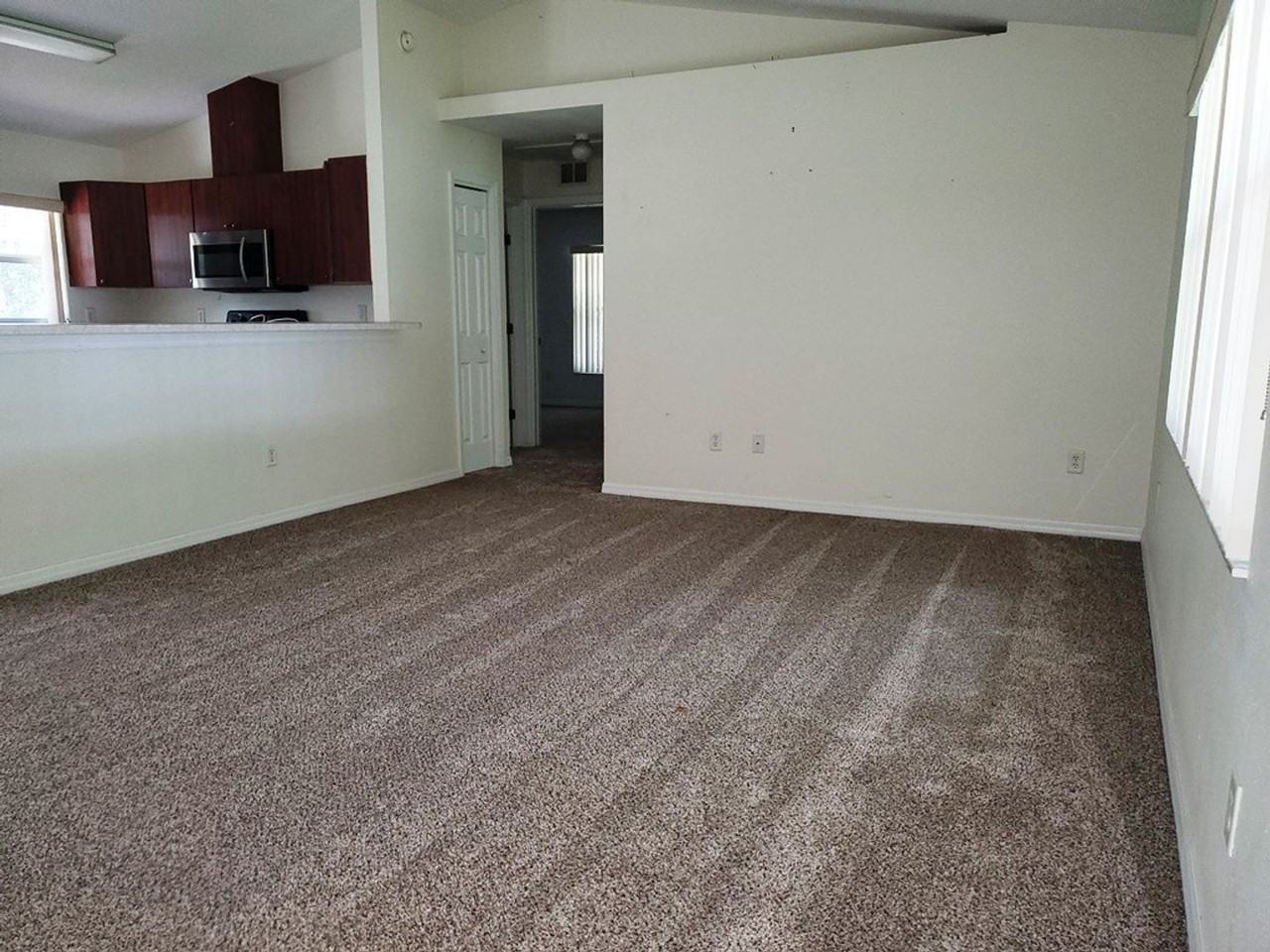 3880 E Byrd St - Photo 3 of 9