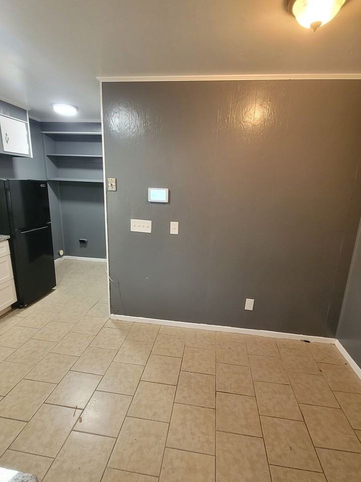 109 Glenshire Dr - Photo 6 of 19