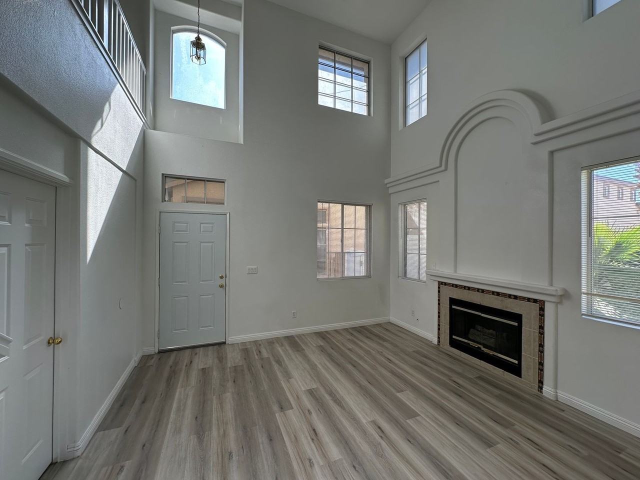 5433 Dianthus Ct - Photo 4 of 27