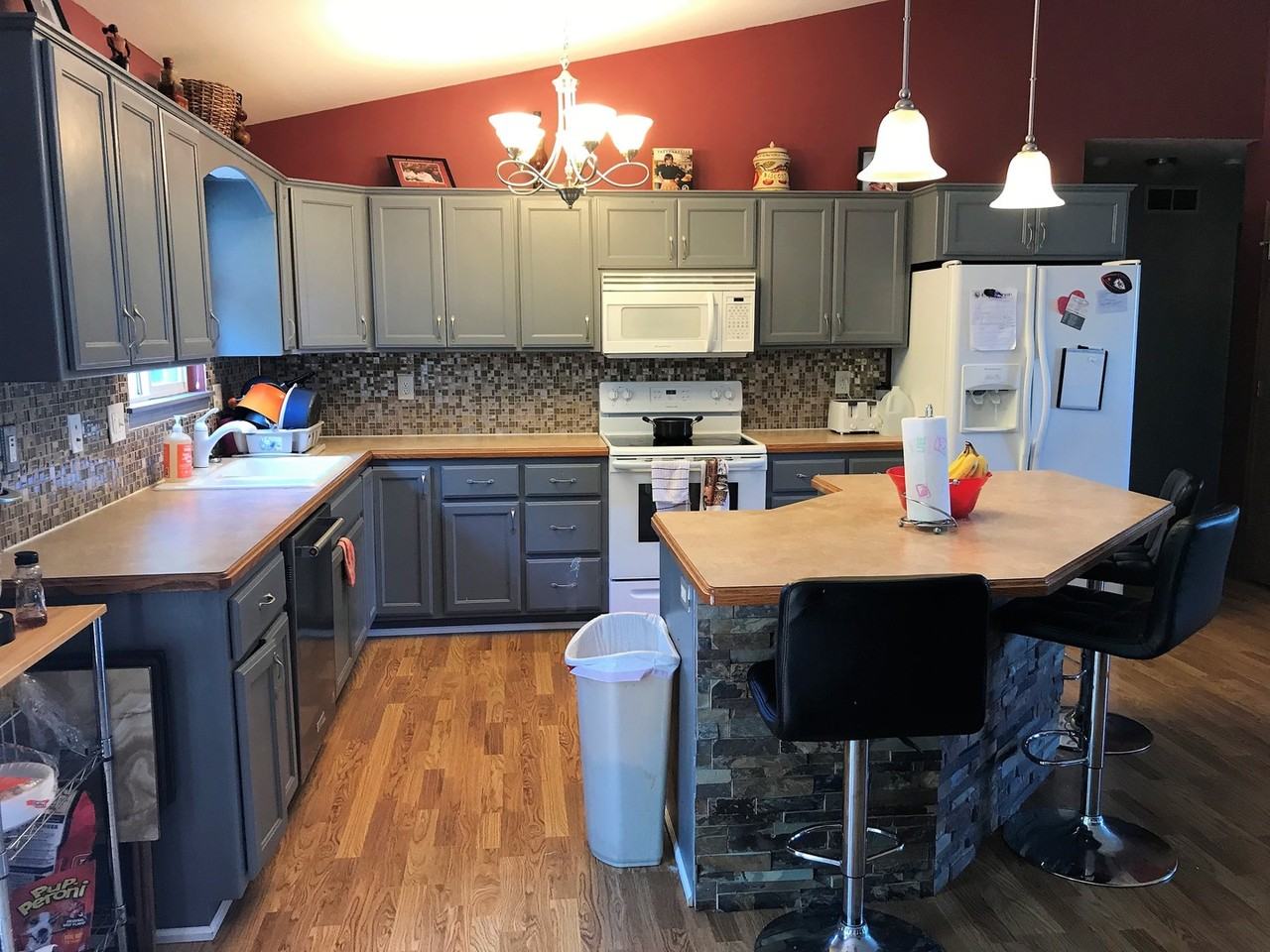 201 Highland Ridge Dr - Photo 3 of 19