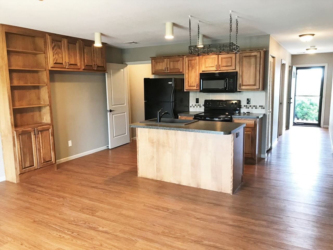 511 Grainfield St - Photo 2 of 12