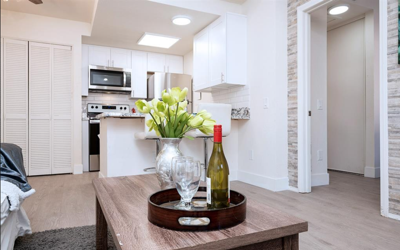 2037 Dairy Mart Rd #8 - Photo 6 of 13