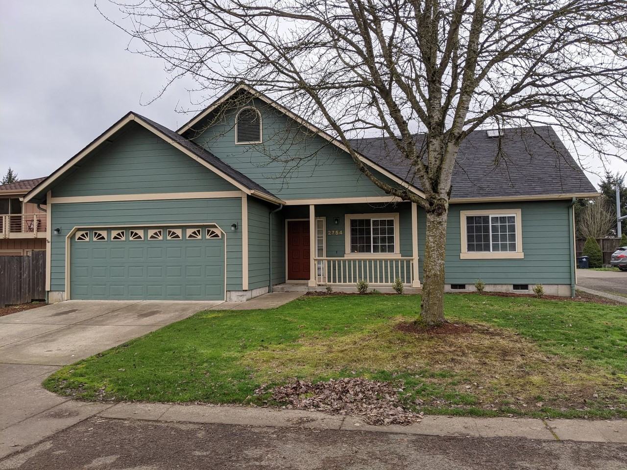 2754 Chad Dr - Photo 2 of 18