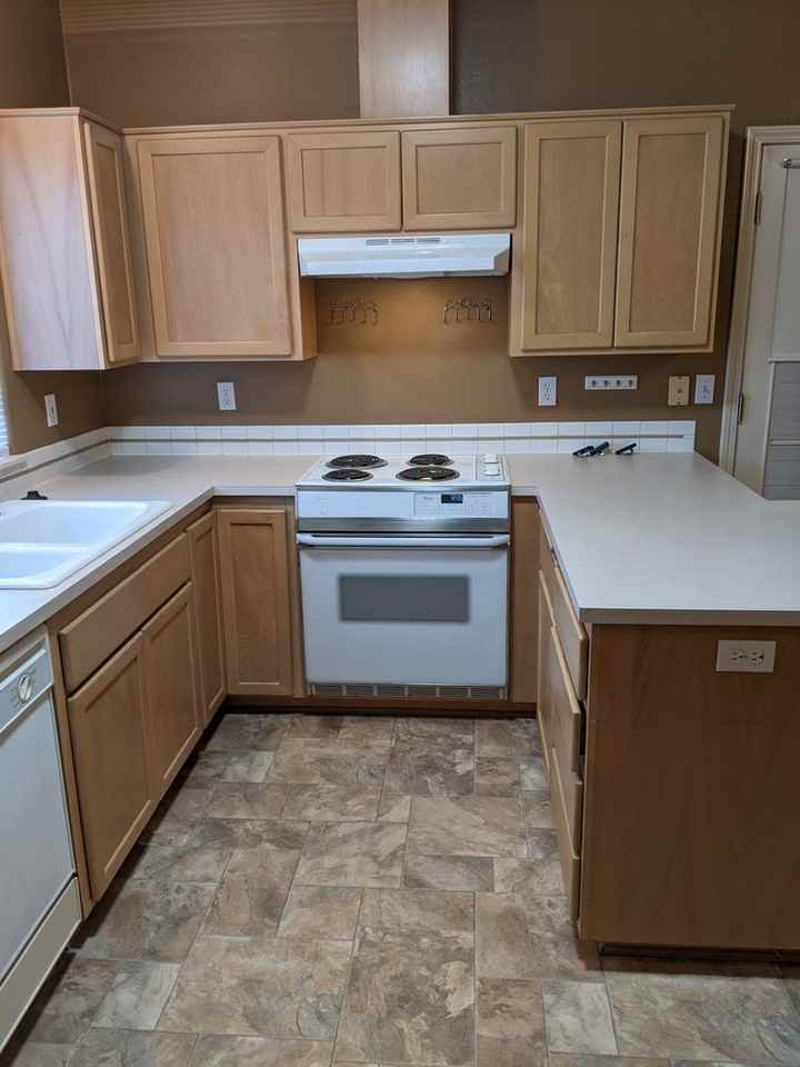 2754 Chad Dr - Photo 7 of 18