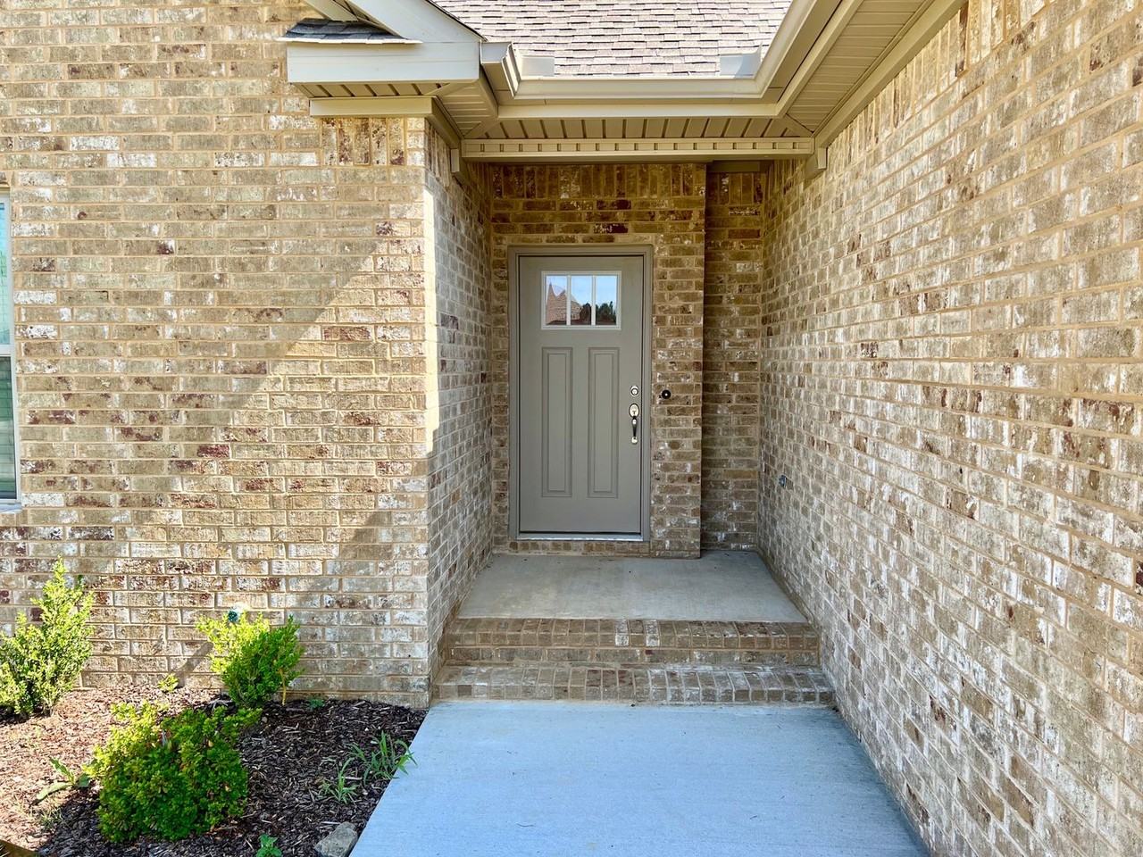 4810 Edgemont Dr - Photo 2 of 24