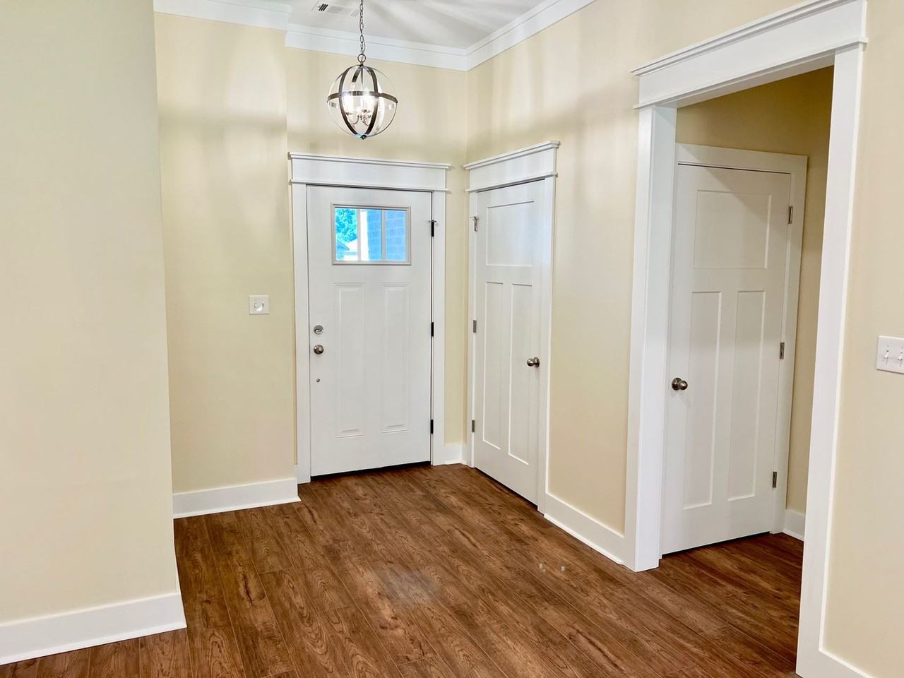 4810 Edgemont Dr - Photo 3 of 24